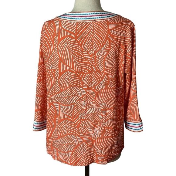 John Mark Split Neck Pull-On Top Blouse Embroidered Trim Women’s Medium - Picture 3 of 10